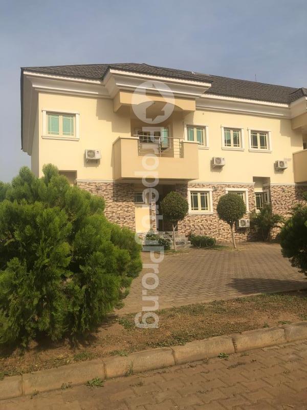 4 Bedroom House in Durumi Abuja House for sale in durumi House in durumi 4 Bedroom