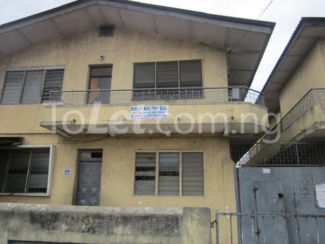 2 bedroom Flat / Apartment for rent 40, Adeshina Bariga Shomolu Shomolu Lagos