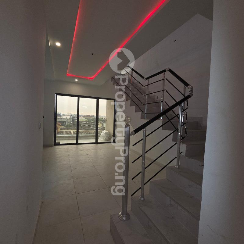 4 bedroom House for sale Adeniyi Jones Ikeja Lagos