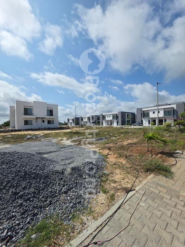 Land for sale Maiyegun Beach Estate Jakande Lekki Phase 1 Lekki Lagos - 4