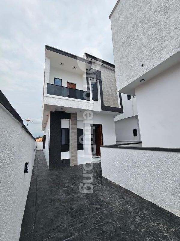 4 bedroom House for sale Ajah Lagos