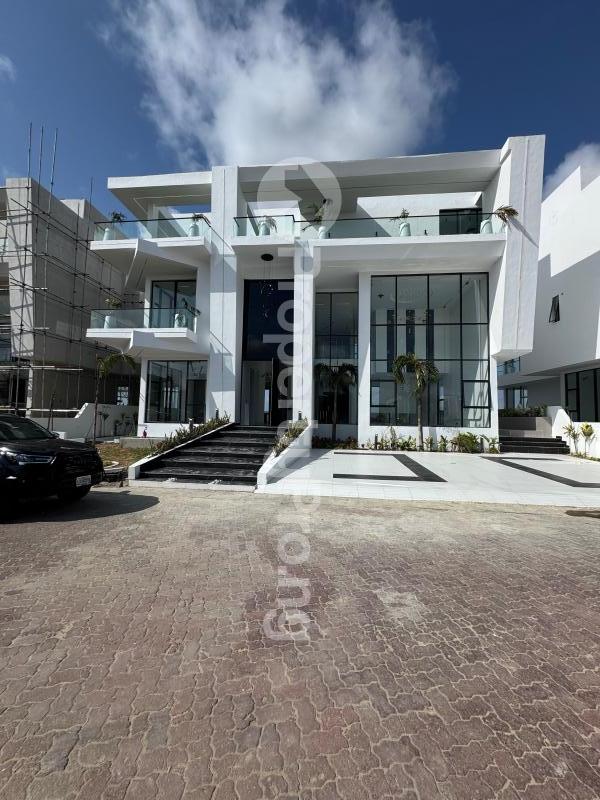 5 bedroom House for sale Osapa london Lekki Lagos