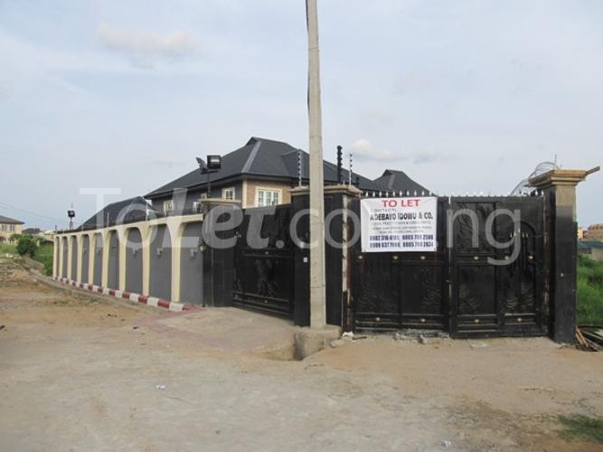 4 bedroom House for rent 10 Eze Okonkwo Street,off Okedumoju,aladura Maryland Ikeja Lagos