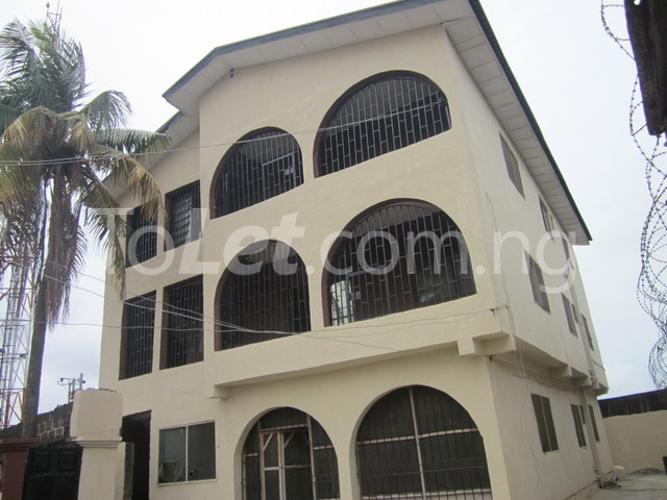3 bedroom Flat / Apartment for rent Mara Isa Street Surulere Surulere Lagos