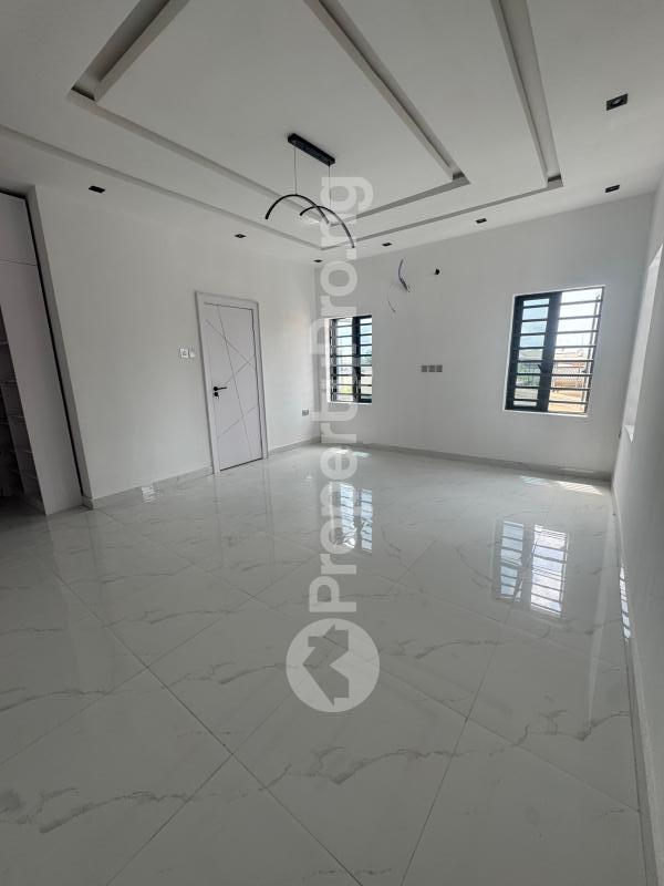 4 bedroom House for sale Yemoja Estate, Oluyole Estate Oluyole Estate Ibadan Oyo