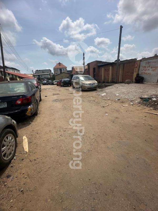 Land for sale Off Commercial Avenue, Sabo Yaba Lagos