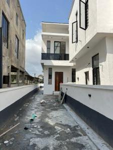 4 bedroom House for rent Sangotedo Ajah Lagos