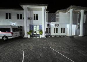 Land for sale Off Akin Leigh Street, Off Admiralty Way Lekki Phase 1 Lekki Lagos
