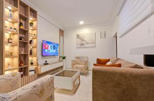 1 bedroom Flat / Apartment for shortlet Chevron Drive Lekki Lagos