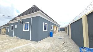 1 bedroom Flat / Apartment for rent Ile Iya Ata, Ajo Aba Area, Sanyo, Oluyole Lga, Ibadan Oyo