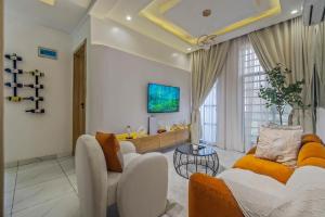 Flat / Apartment for shortlet Ologolo Lekki Lagos