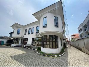 10 bedroom House for sale Lekki Lagos