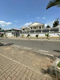 10 bedroom Flat / Apartment for sale Wuse 2 Abuja