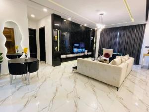 1 bedroom House for shortlet Lekki Phase 1 Lekki Lagos