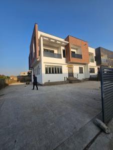 4 bedroom House for sale River Park Estate Lugbe Abuja