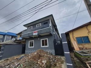 2 bedroom Flat / Apartment for rent Fadeyi Shomolu Lagos