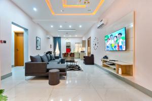 2 bedroom Flat / Apartment for shortlet Ikota Lekki Lagos