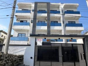2 bedroom Flat / Apartment for sale Ologolo Lekki Lagos