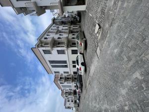 2 bedroom Flat / Apartment for rent Chevron Toll Gate Lekki Lagos