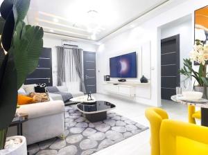 2 bedroom Flat / Apartment for shortlet Lekki Lekki Phase 1 Lekki Lagos