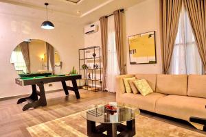 2 bedroom Flat / Apartment for rent Off Admiralty Road Admiralty Road Lekki Lagos