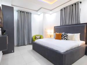 2 bedroom Flat / Apartment for shortlet Phase 1 Lekki Phase 1 Lekki Lagos