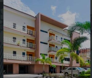 2 bedroom House for sale ONIRU Victoria Island Lagos