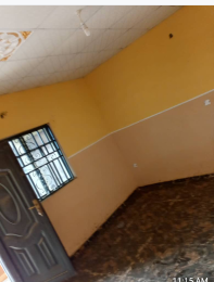 2 bedroom Flat / Apartment for rent Olodo Bank Area, Iyana Church Ibadan Oyo