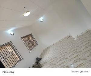 2 bedroom Flat / Apartment for rent Ilewe Axis, Via White House, Ipaja Lagos