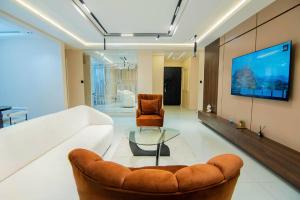 2 bedroom Flat / Apartment for rent Kaffi, Off Awolowo Road, Awolowo Road Ikoyi Lagos