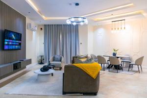 2 bedroom Flat / Apartment for rent Lekki Phase 1 Lekki Lagos