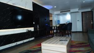 2 bedroom Flat / Apartment for shortlet The Residence/golden Tulip Apple junction Amuwo Odofin Lagos