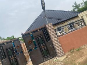 2 bedroom House for sale Ikorodu Garage Ikorodu Lagos