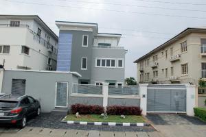 Commercial Property for rent Lekki Phase 1 Lekki Lagos