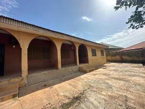 House for sale Akinbode Estate Elewuro Akobo 1 Minute To Main Road Alapo, Ibadan Oyo