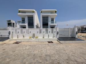 5 bedroom House for sale Daffodil Estate, Royal Pine Estate, Orchid Road Lekki Lagos