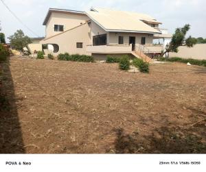 3 bedroom Flat / Apartment for sale Omowale Kuye Street, Ikolaba Ibadan Oyo