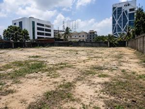 Land for sale Admiralty Road Lekki Lagos