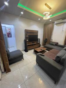 1 bedroom Flat / Apartment for shortlet Alagomeji Yaba Lagos