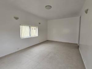 2 bedroom House for rent Ikoyi Lagos