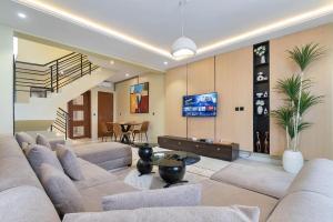 2 bedroom House for rent Freedom Way Lekki Lagos
