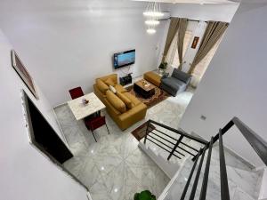 2 bedroom Flat / Apartment for shortlet Inside Omole Phase2 Omole phase 2 Ojodu Lagos