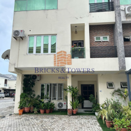 3 bedroom Flat / Apartment for sale Lekki Right Lekki Phase 1 Lekki Lagos