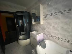 3 bedroom Flat / Apartment for rent Lekki Phase 1 Lekki Lagos