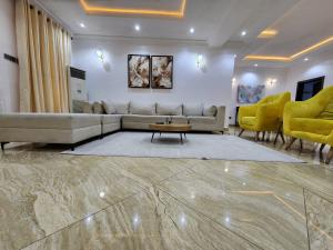 3 bedroom Flat / Apartment for shortlet Banana Island Road, Ikoyi Banana Island Ikoyi Lagos