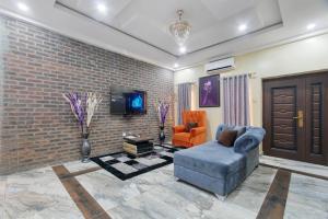 3 bedroom Flat / Apartment for shortlet Oregun Ikeja Lagos