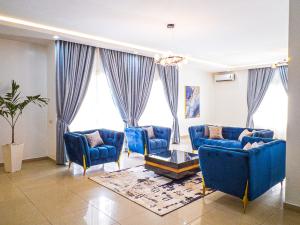 3 bedroom Flat / Apartment for shortlet Wuse 2 Abuja