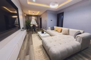 3 bedroom Flat / Apartment for shortlet Gwarinpa Abuja