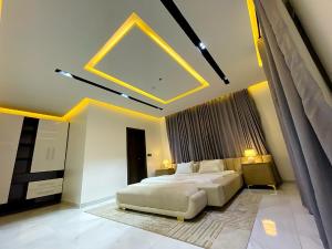 3 bedroom Flat / Apartment for sale Banana Island Road Ikoyi Lagos