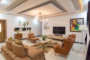 3 bedroom House for shortlet Ikoyi Lagos